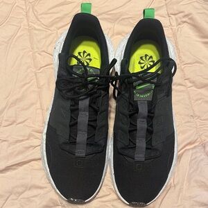 Nike Black and Lime Green Men's Sneakers